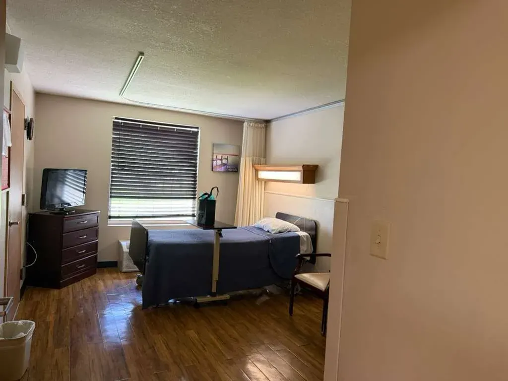 A private resident room at Vivo Healthcare Clewiston